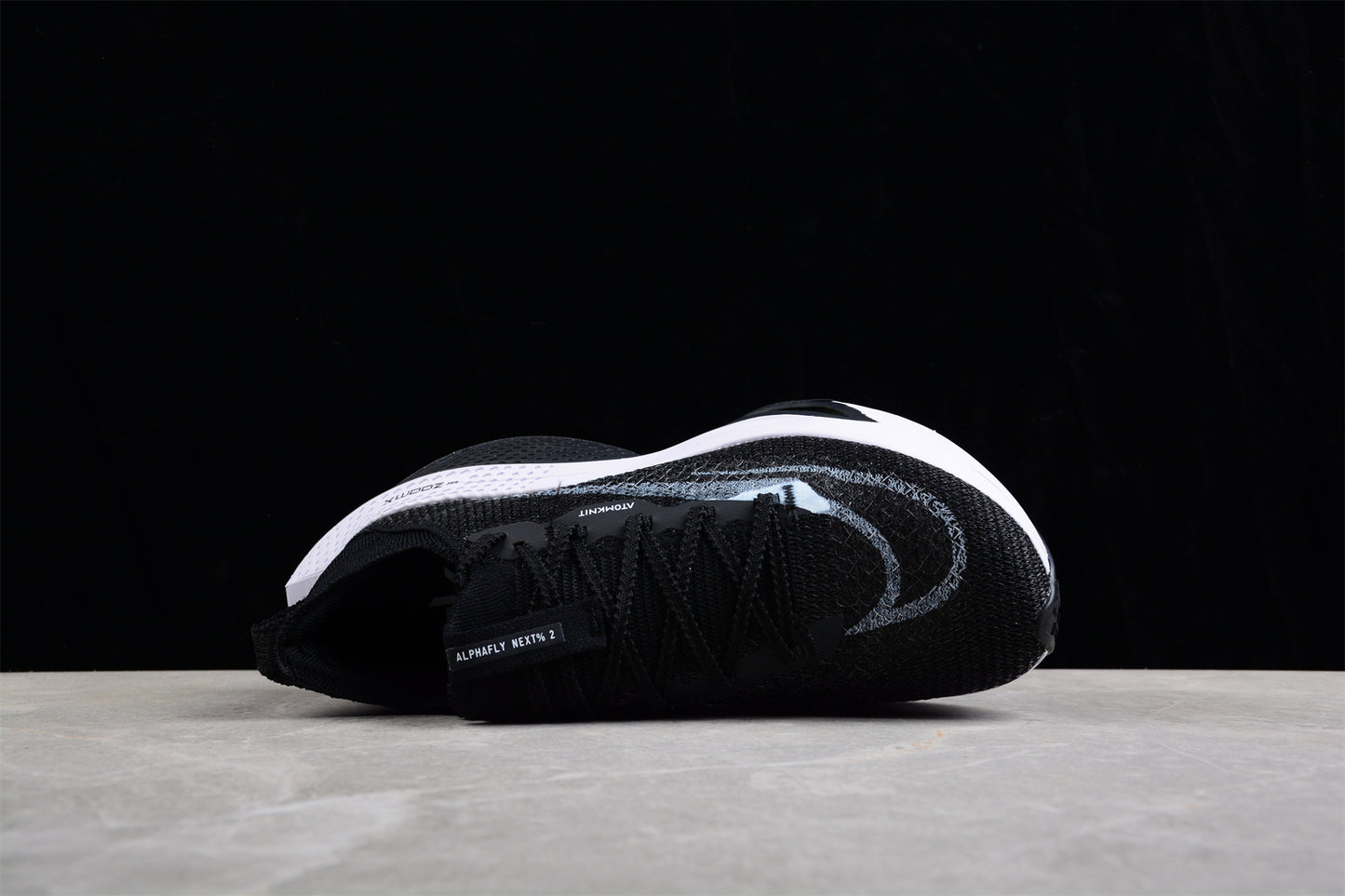 Zoom Alphafly NEXT% 2 Black and White