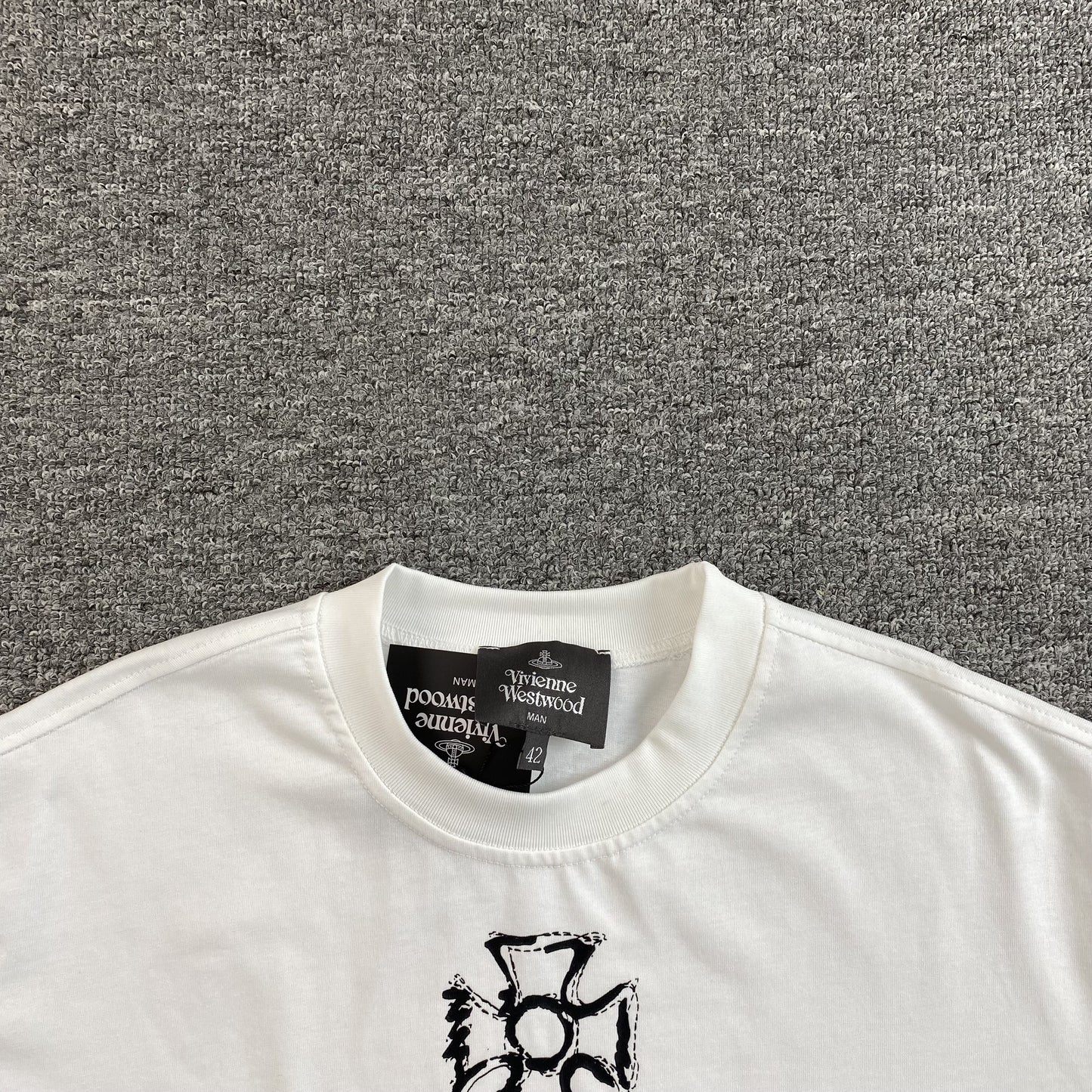 VIVIENNE WESTWOOD ROUGHLY STITCHED ORB T-SHIRT WHITE