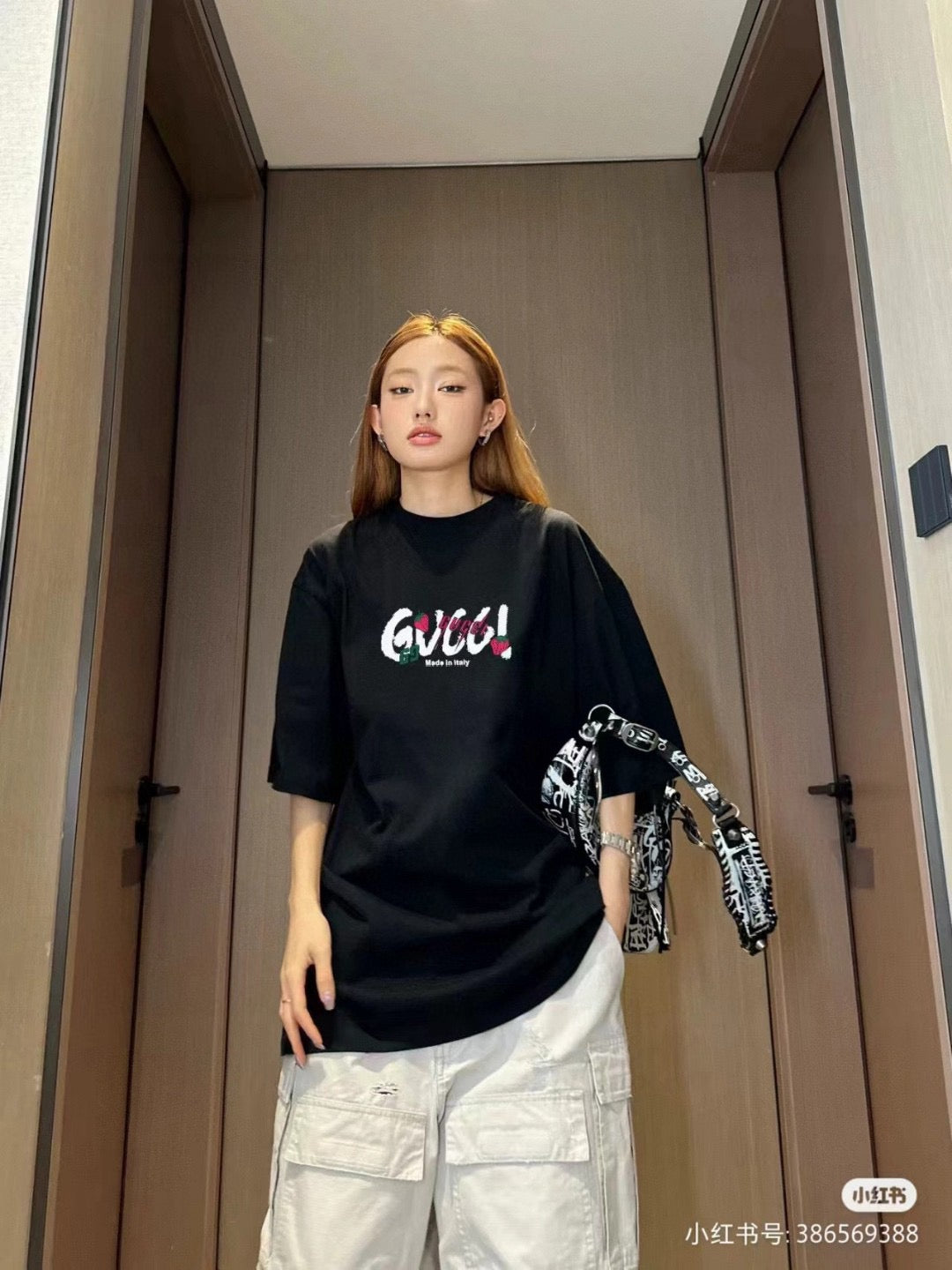 Gucci Strawberry Logo T-Shirt (Black)