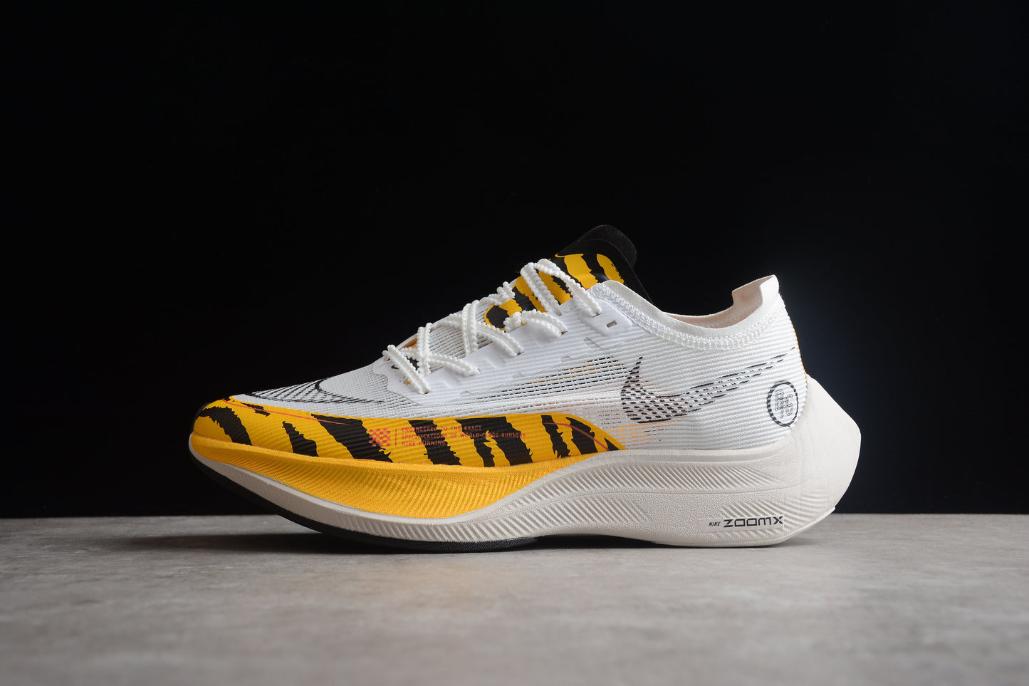 ZoomX Vaporfly NEXT% 2 Black，White and Yellow