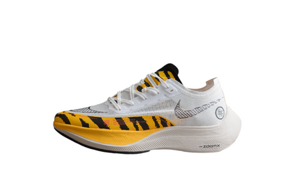 ZoomX Vaporfly NEXT% 2 Black，White and Yellow