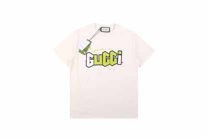 Gucci Lightning Bolt Logo T-Shirt in Cream PRimereps