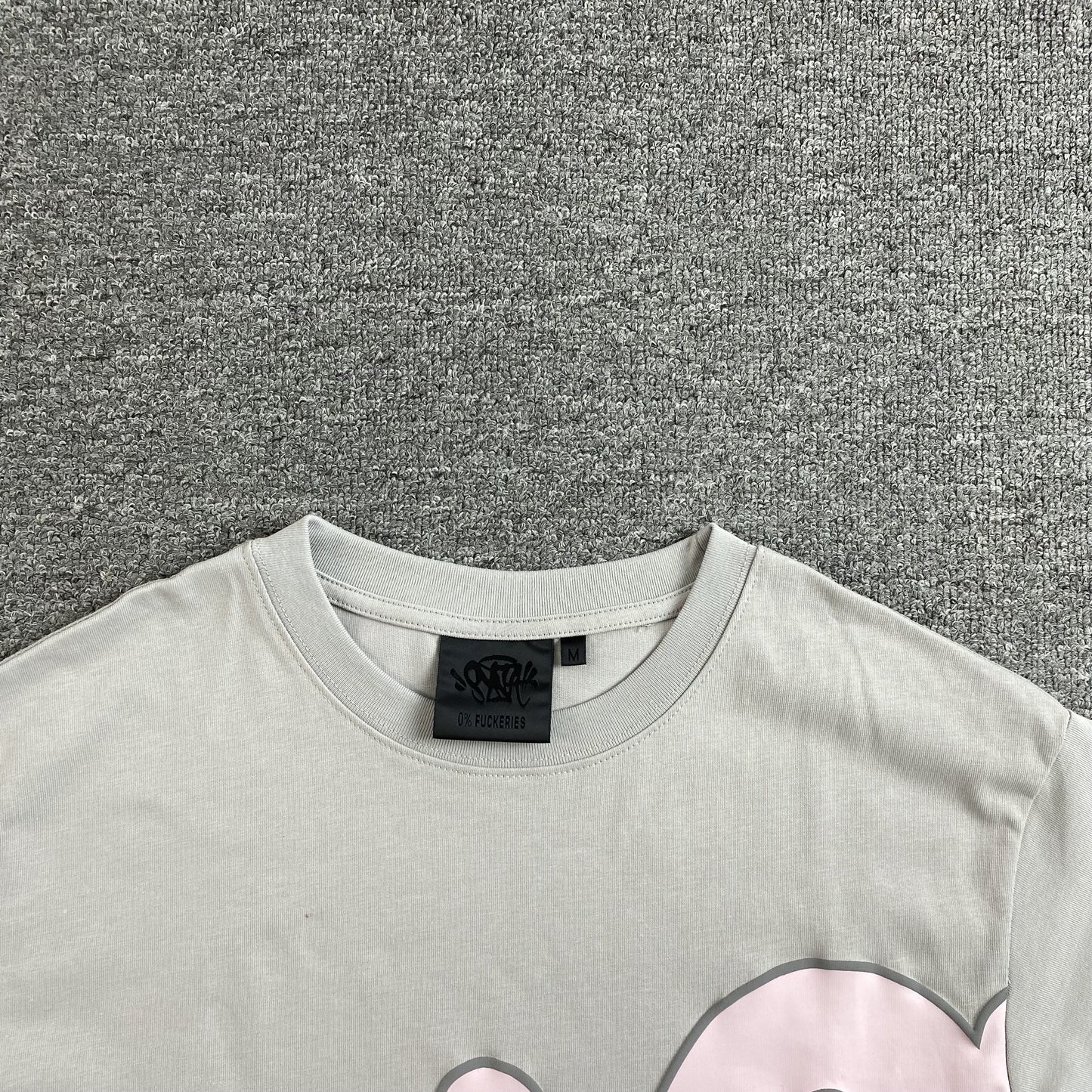 SYNA WORLD T-SHIRT GREY PINK