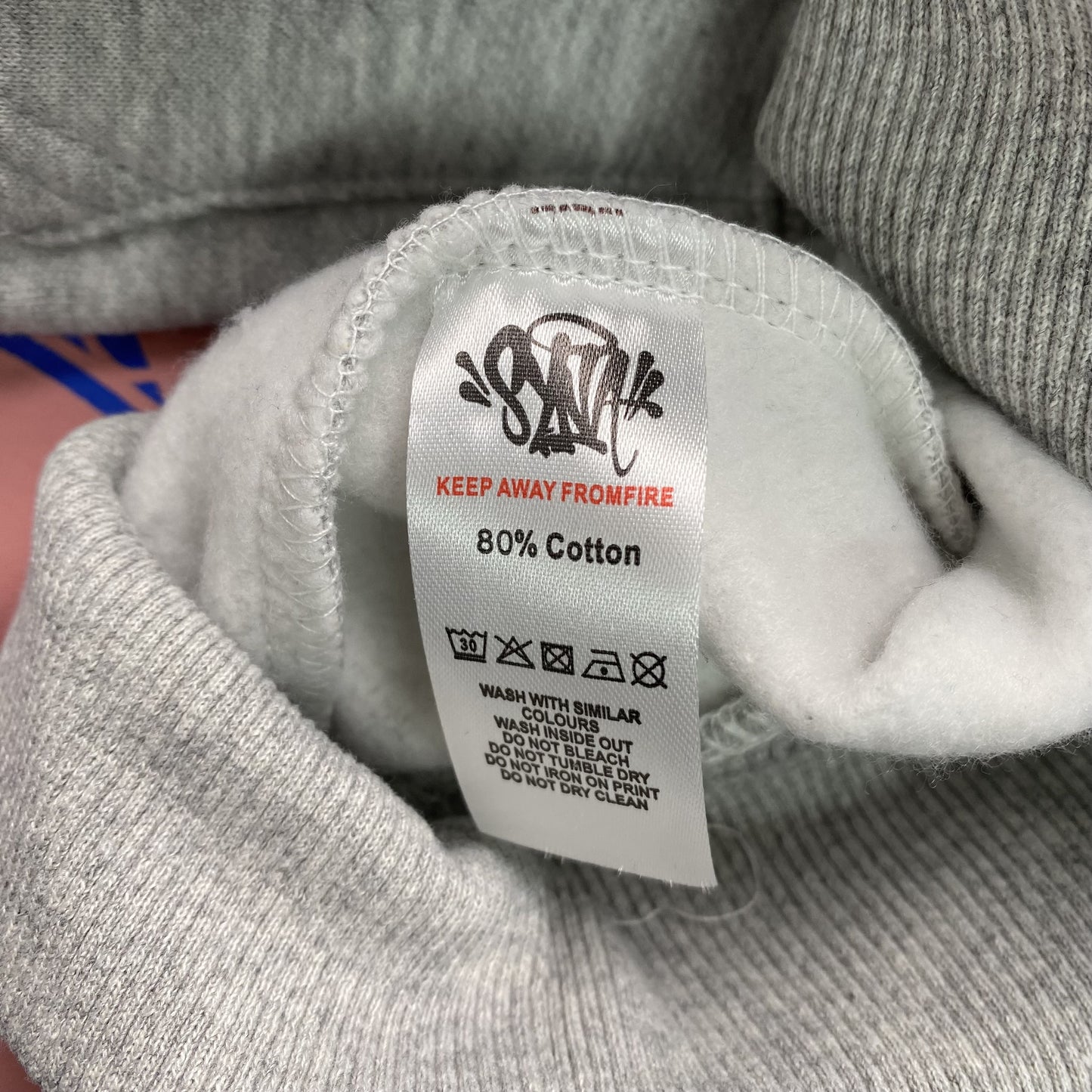 SYNA WORLD COLLEGE HOODIE GREY