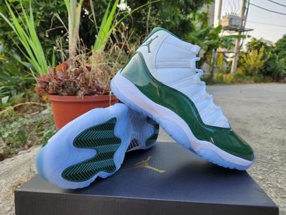 JORDAN 11 Green and White