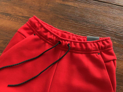 NIKE TECH FLEECE PANTS x UNIVERSITY RED