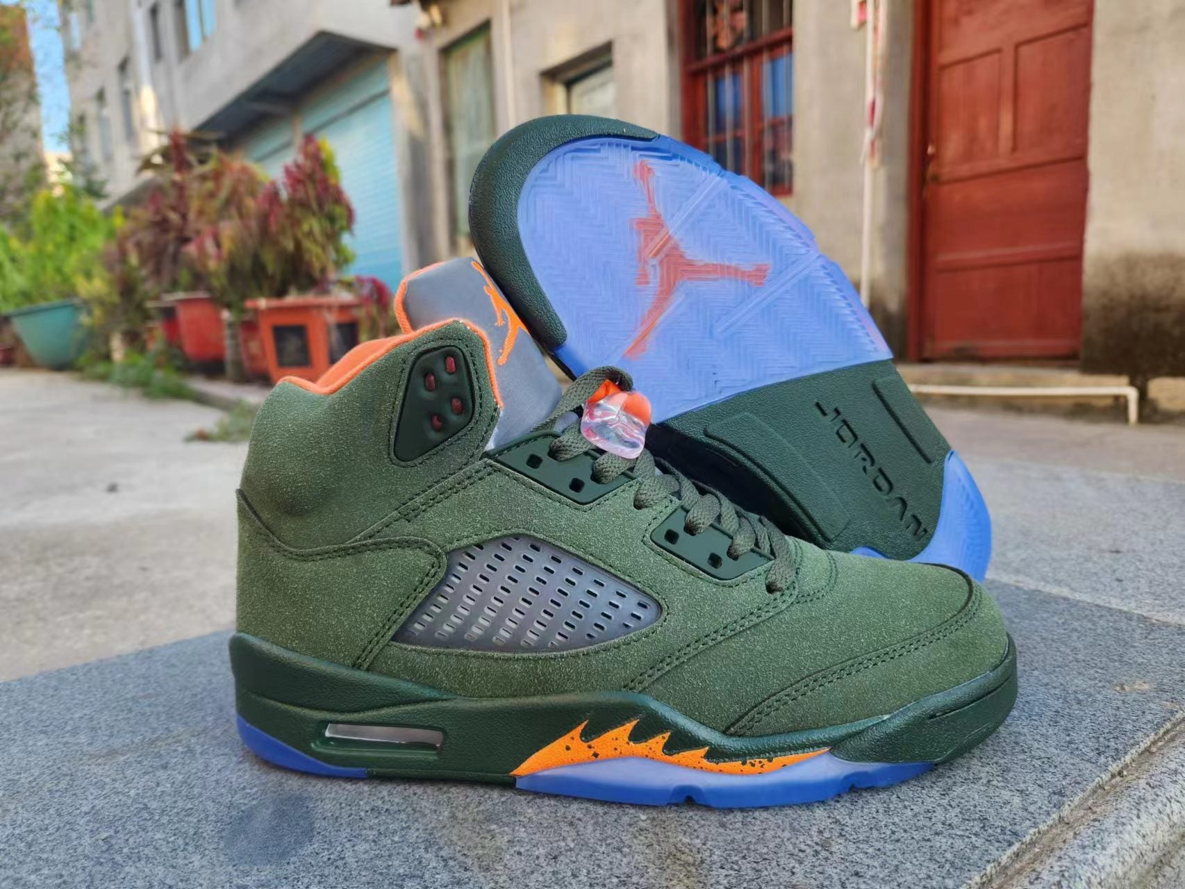 Jordan 5 green and orange