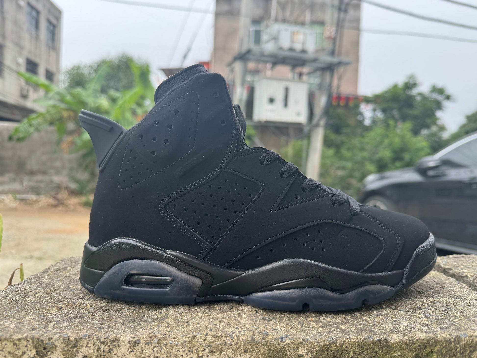 Jordan 6 "Triple Black"