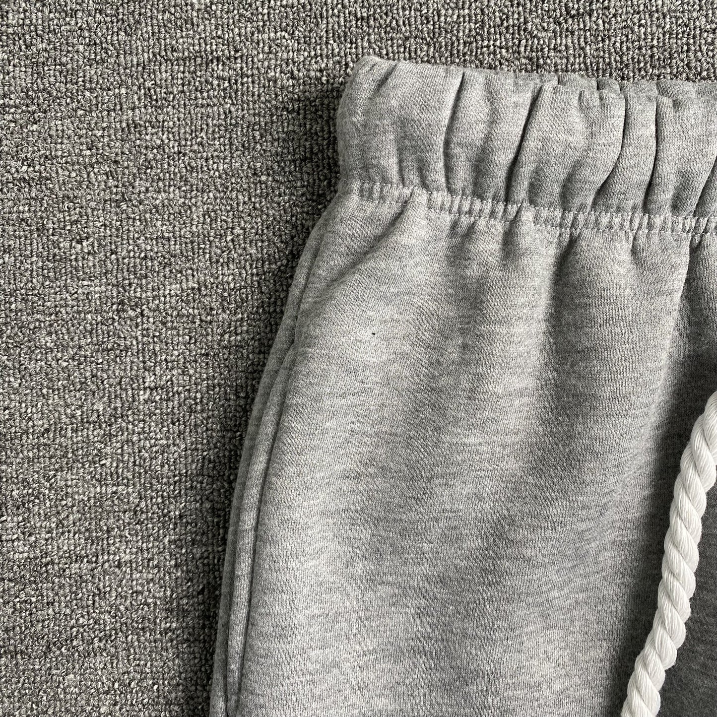 SYNA WORLD SYNA LOGO SWEATPANTS GREY