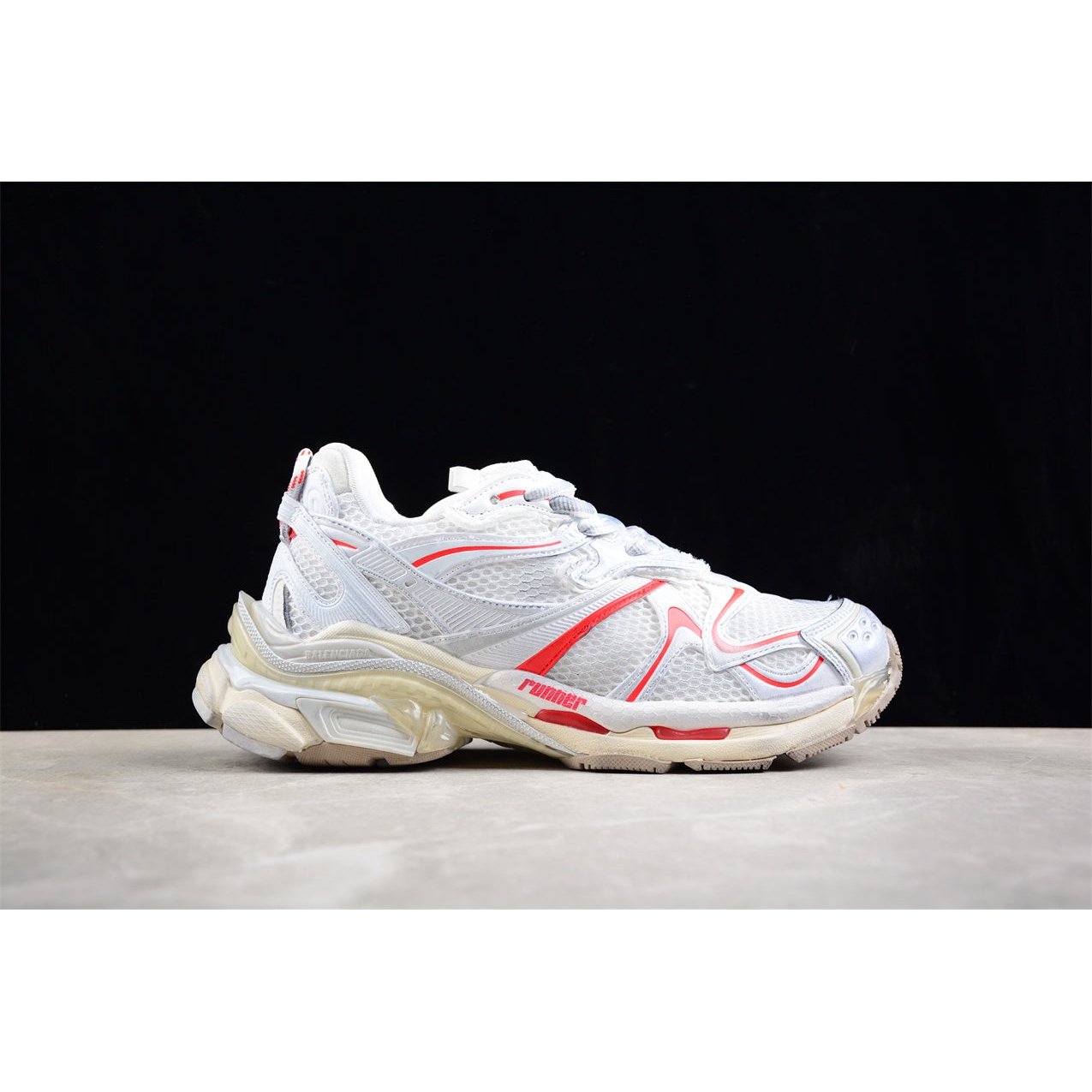 BALENCIAGA RUNNER x WHITE BEIGE RED - Prime Reps