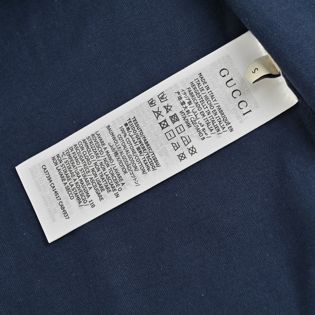 Gucci Navy T-Shirt with Overlapping Logo