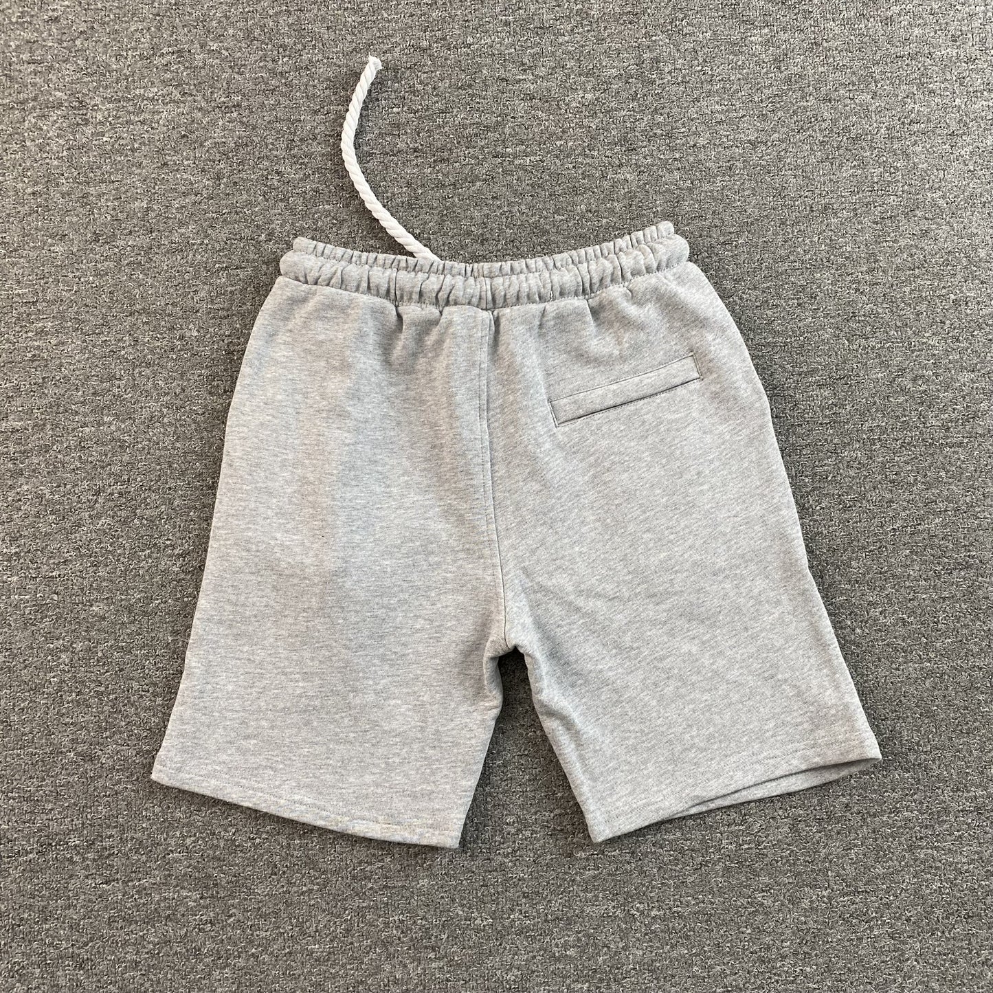 SYNA WORLD SHORTS GREY