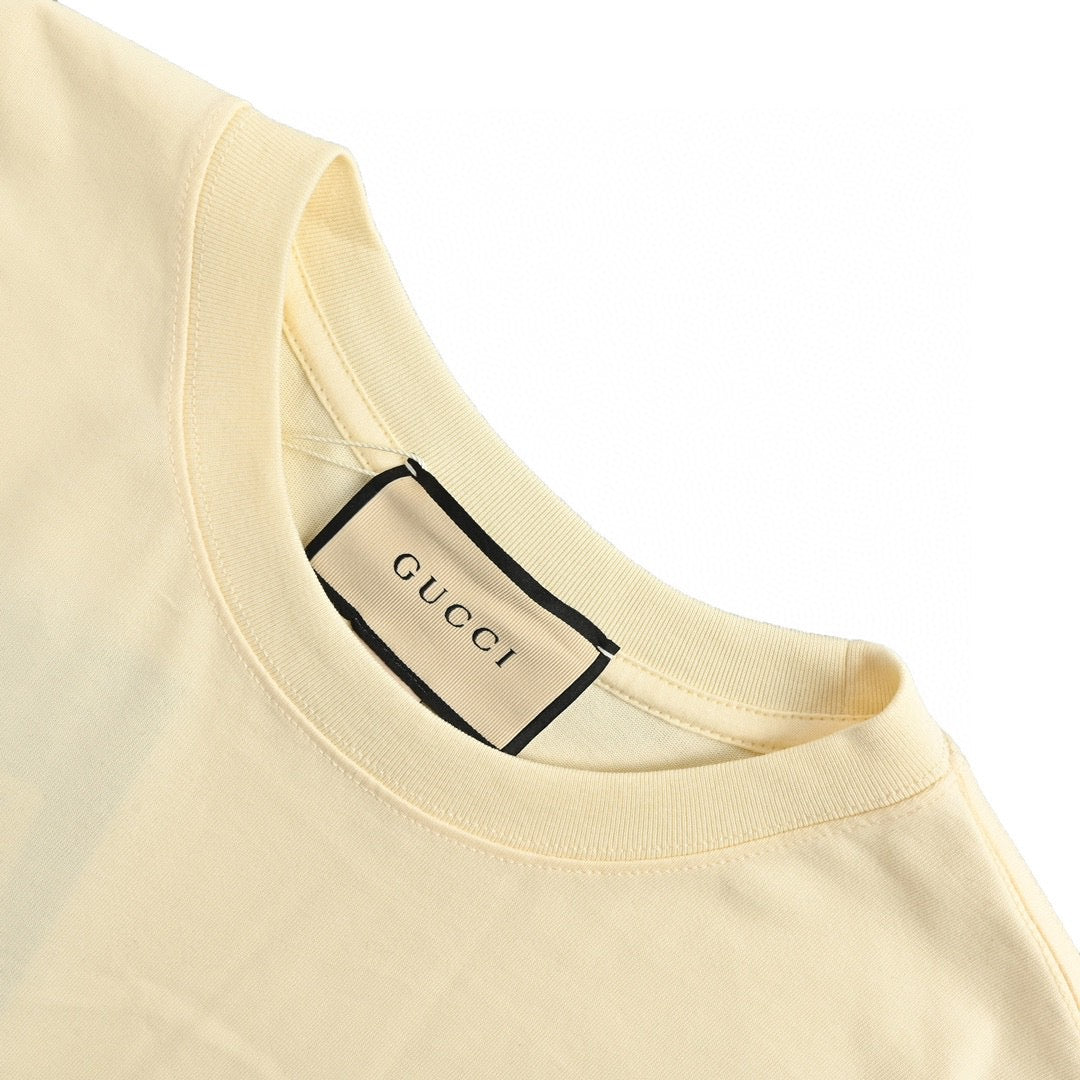 Gucci Strawberry Logo T-Shirt (Beige)