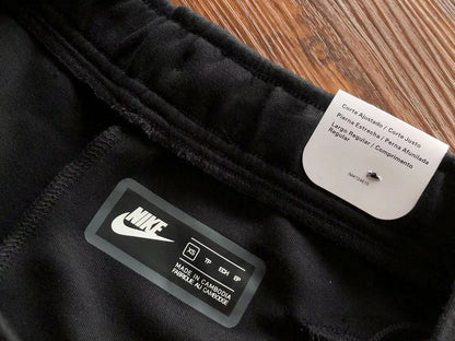 NIKE TECH FLEECE PANTS x BLACK