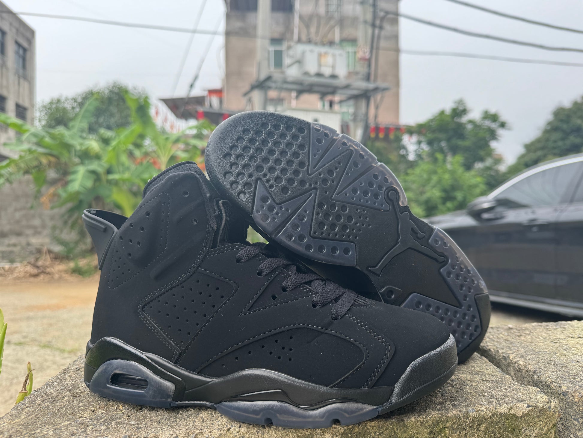 Jordan 6 "Triple Black"