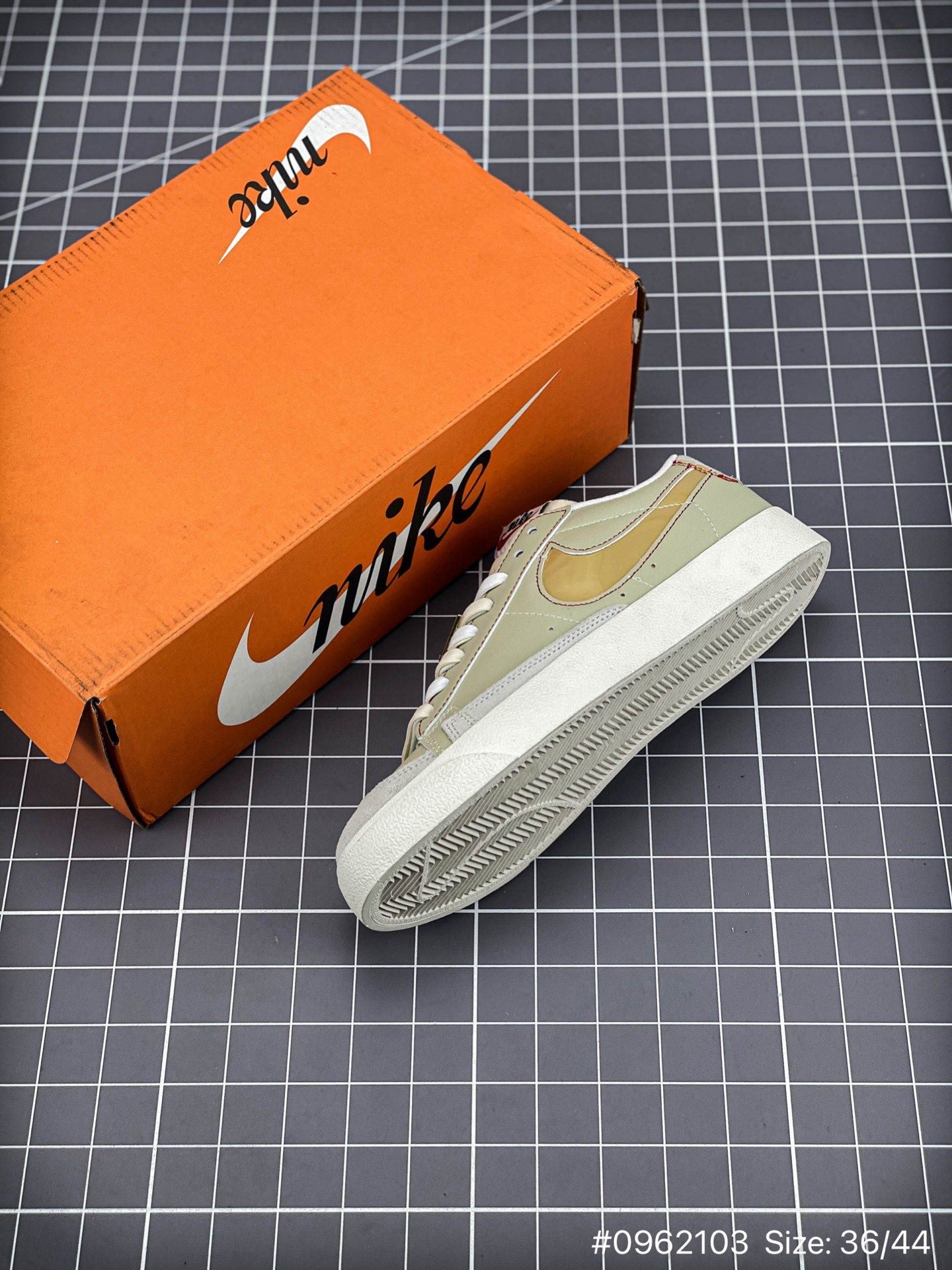 Nike Blazer '1977 Mid VNTG