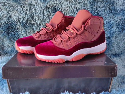 JORDAN 11 “Heiress”