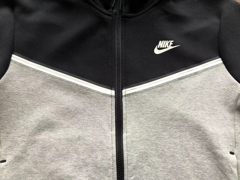 NIKE TECH FLEECE HOODIE x BLACK/GREY