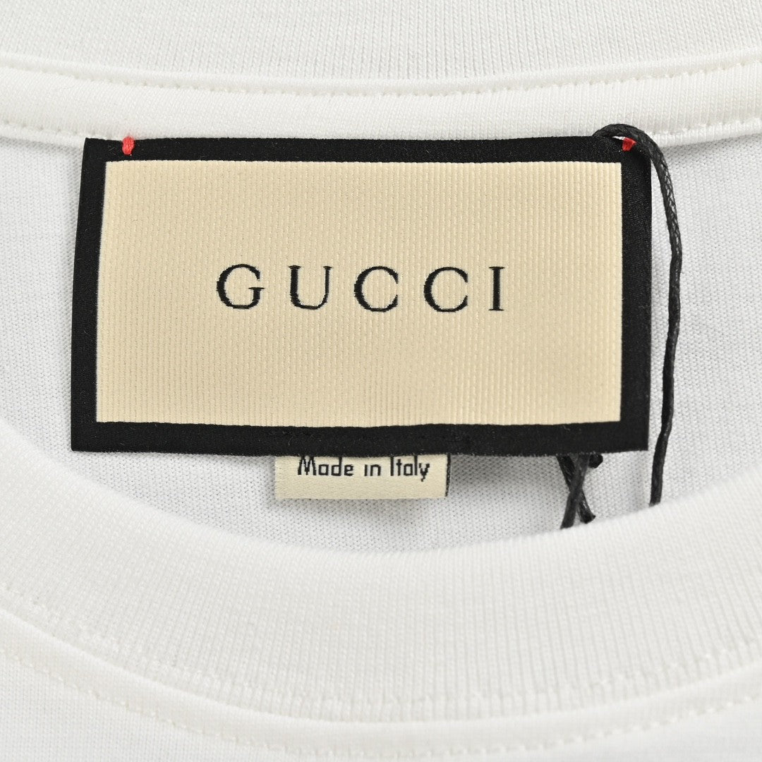 Gucci White T-Shirt with Bold Logo