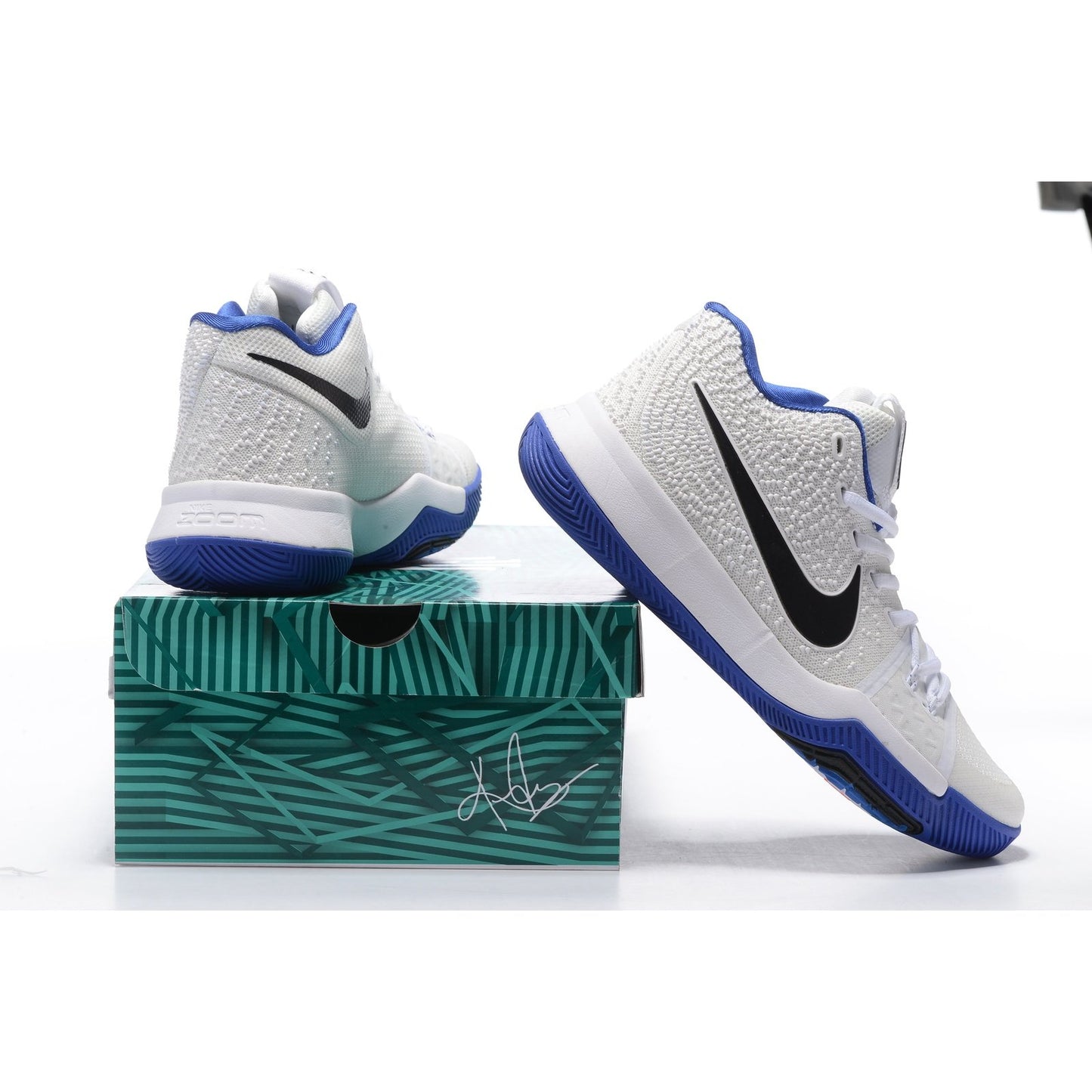 NIKE KYRIE 3 x DUKE - Prime Reps