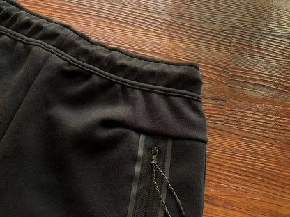 NIKE TECH FLEECE PANTS x BLACK/GREY