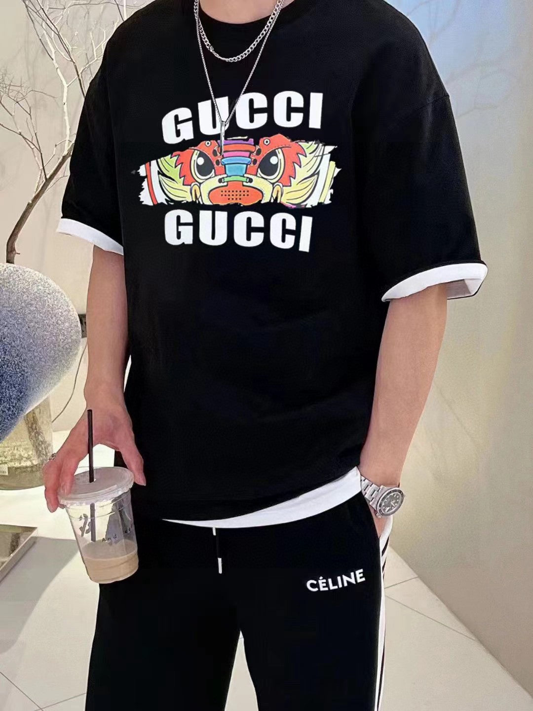 Gucci Graphic T-Shirt (Black)