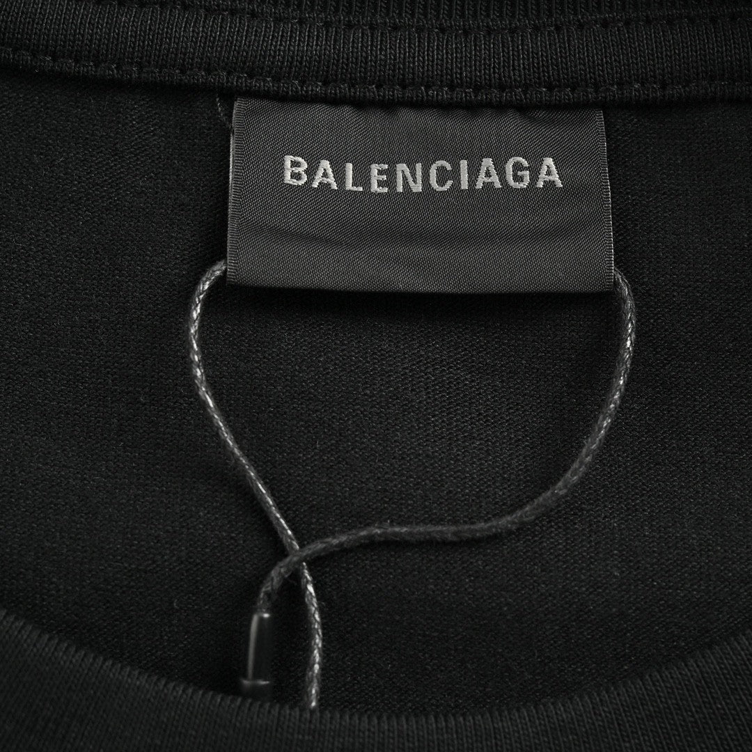 Balenciaga T-Shirt - Paris Graphic