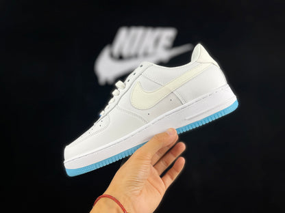 NIKE AIR FORCE 1 "White/Blue/Pink Thermochromatic"