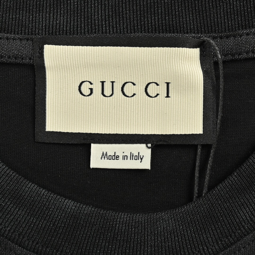 Gucci Distressed Logo T-Shirt (Black)