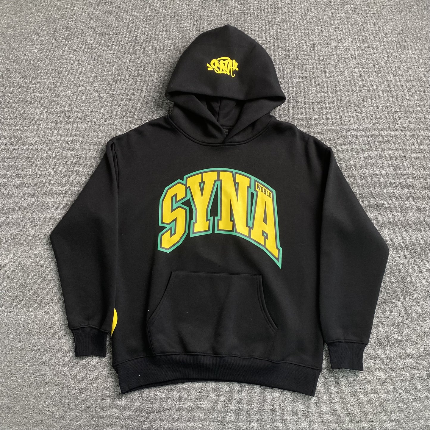 SYNA WORLD COLLEGE HOODIE BLACK