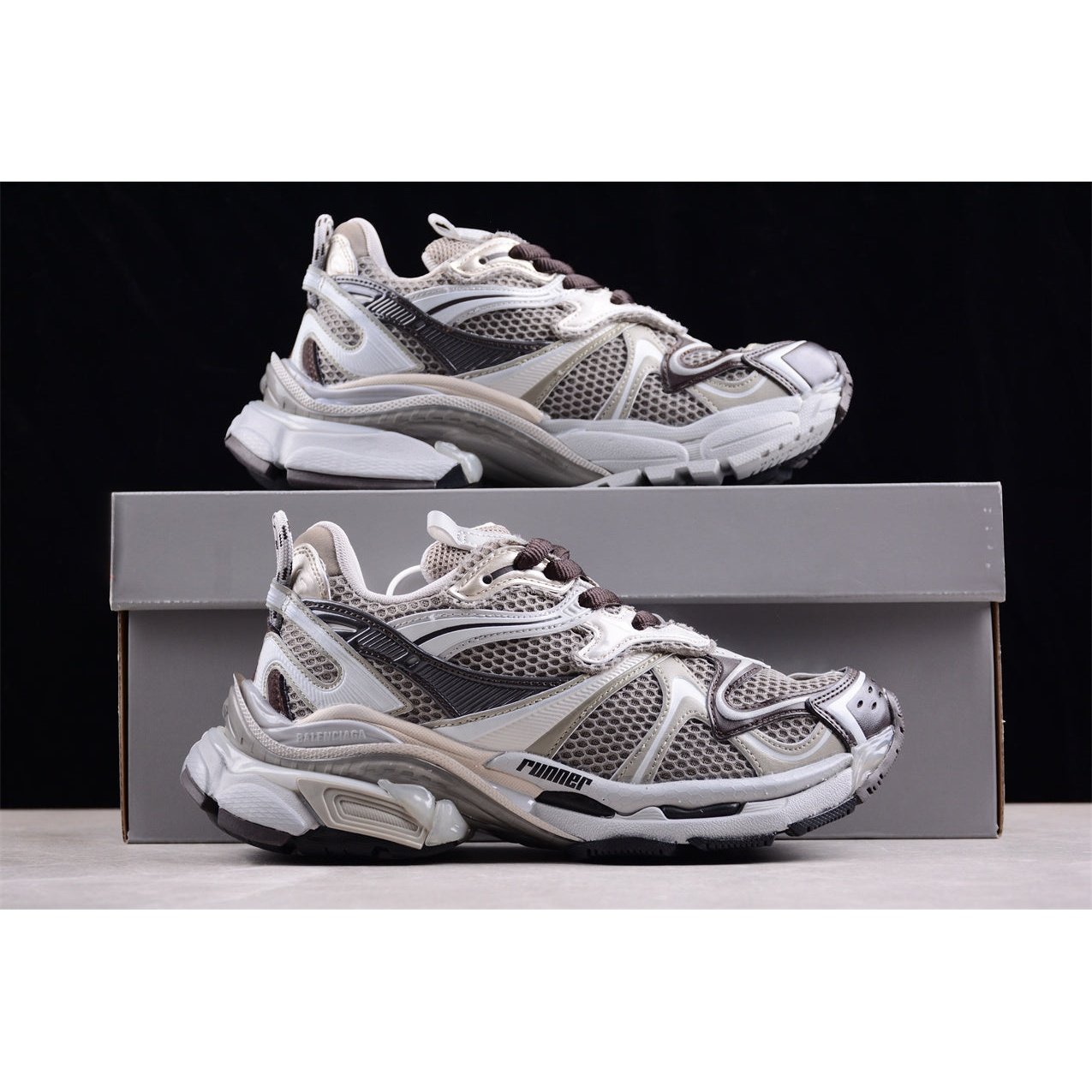 BALENCIAGA RUNNER x TAUPE MIX - Prime Reps