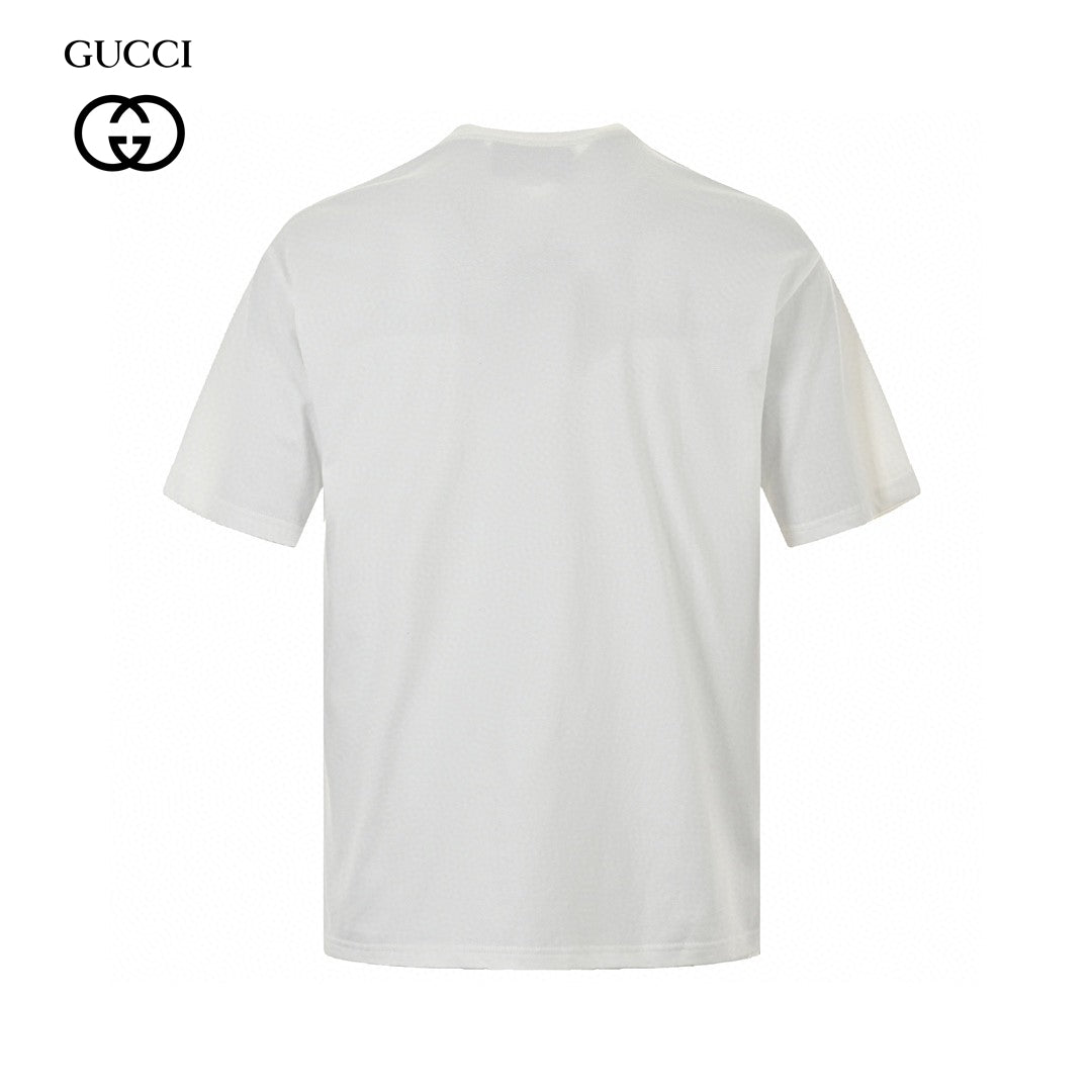 Gucci White T-Shirt with Overlapping Logo