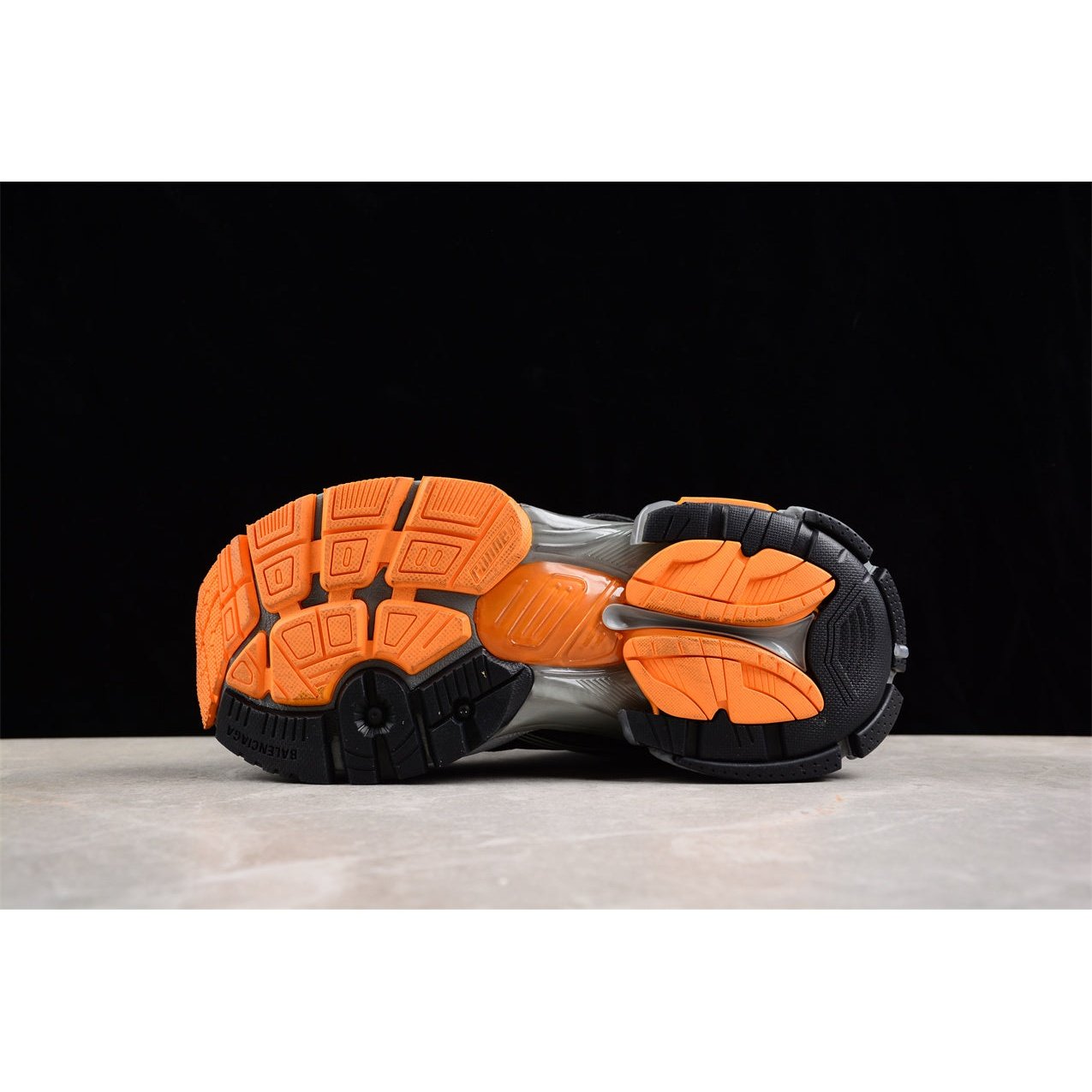 BALENCIAGA RUNNER x BLACK GREY ORANGE - Prime Reps