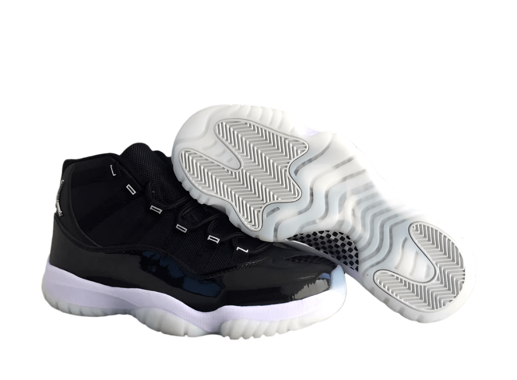 AIR JORDAN 11 "Black Silver" - Prime Reps