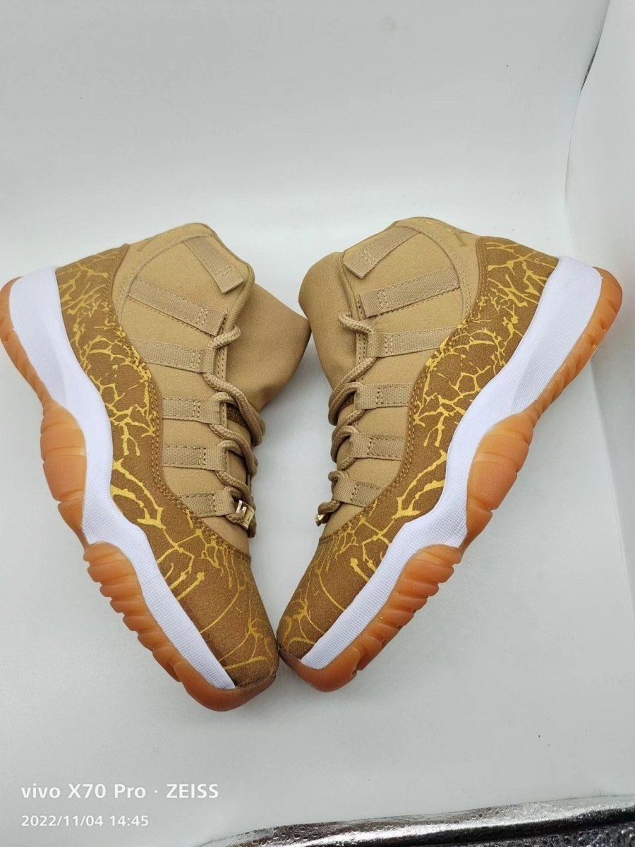 AIR JORDAN 11 "Gold Olive" - Prime Reps