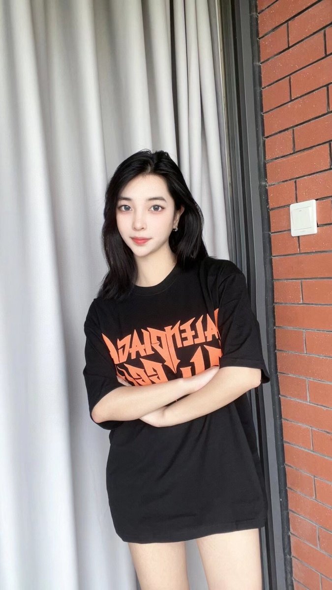 Balenciaga Gothic Logo T-Shirt - Prime Reps