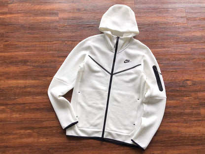 NIKE TECH FLEECE HOODIE x WHITE