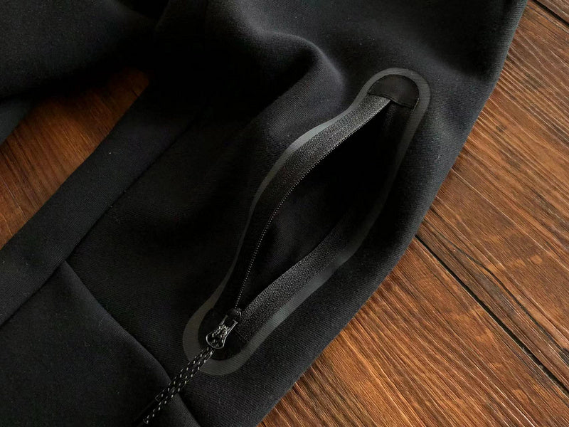 NIKE TECH FLEECE HOODIE x BLACK