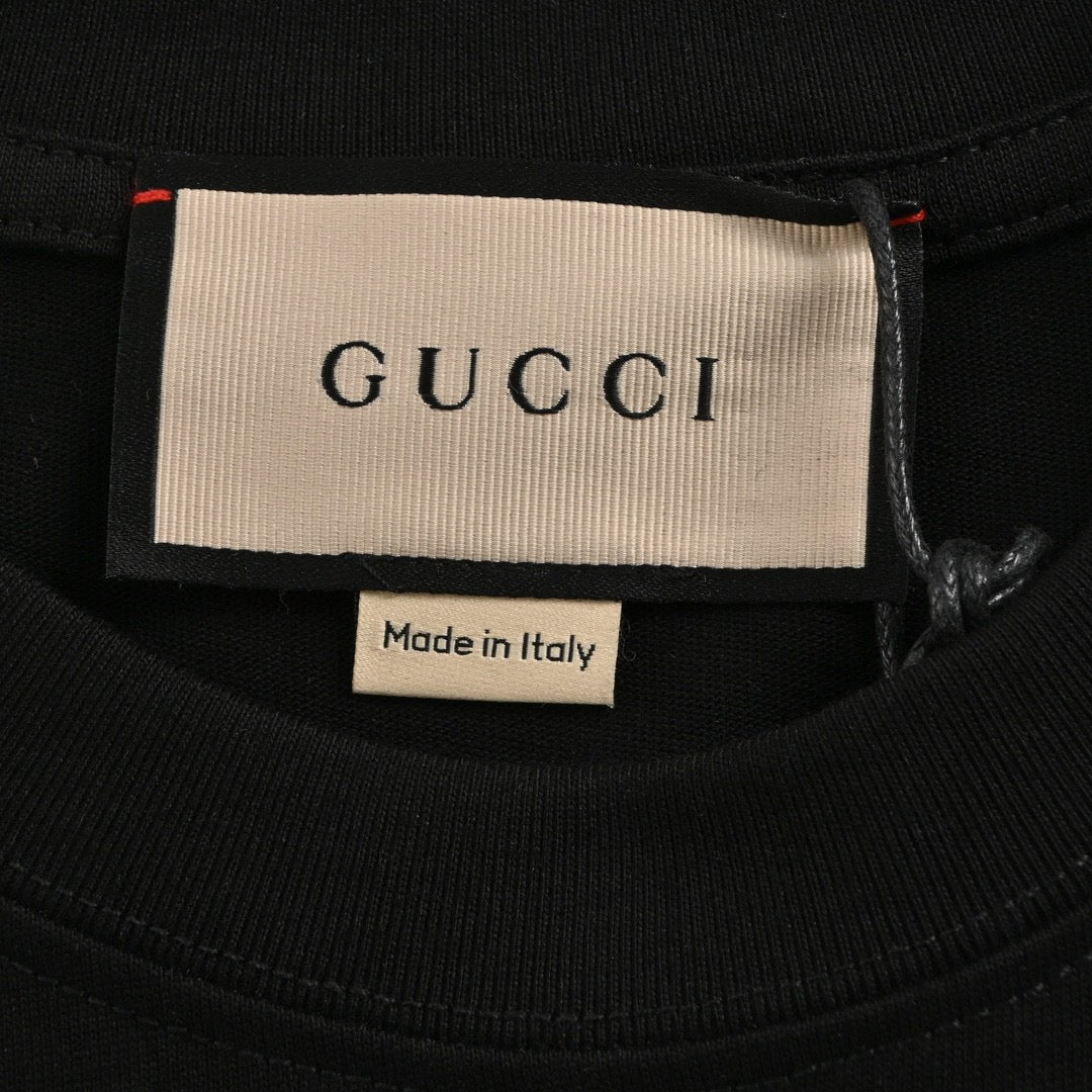 Gucci Black T-Shirt with Dragon Graphic