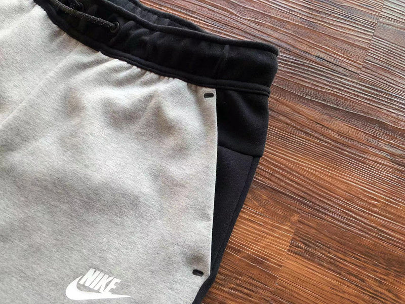 NIKE TECH FLEECE PANTS x BLACK/GREY