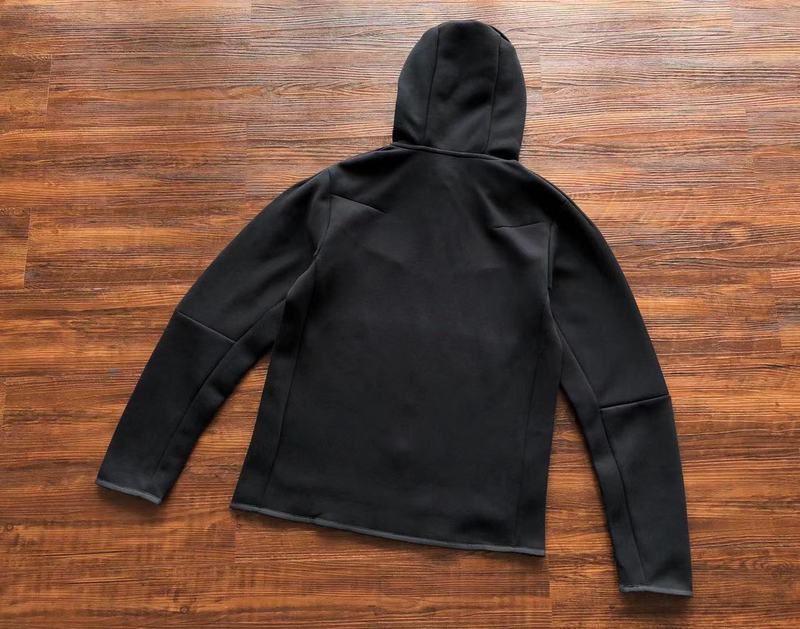 NIKE TECH FLEECE HOODIE x BLACK