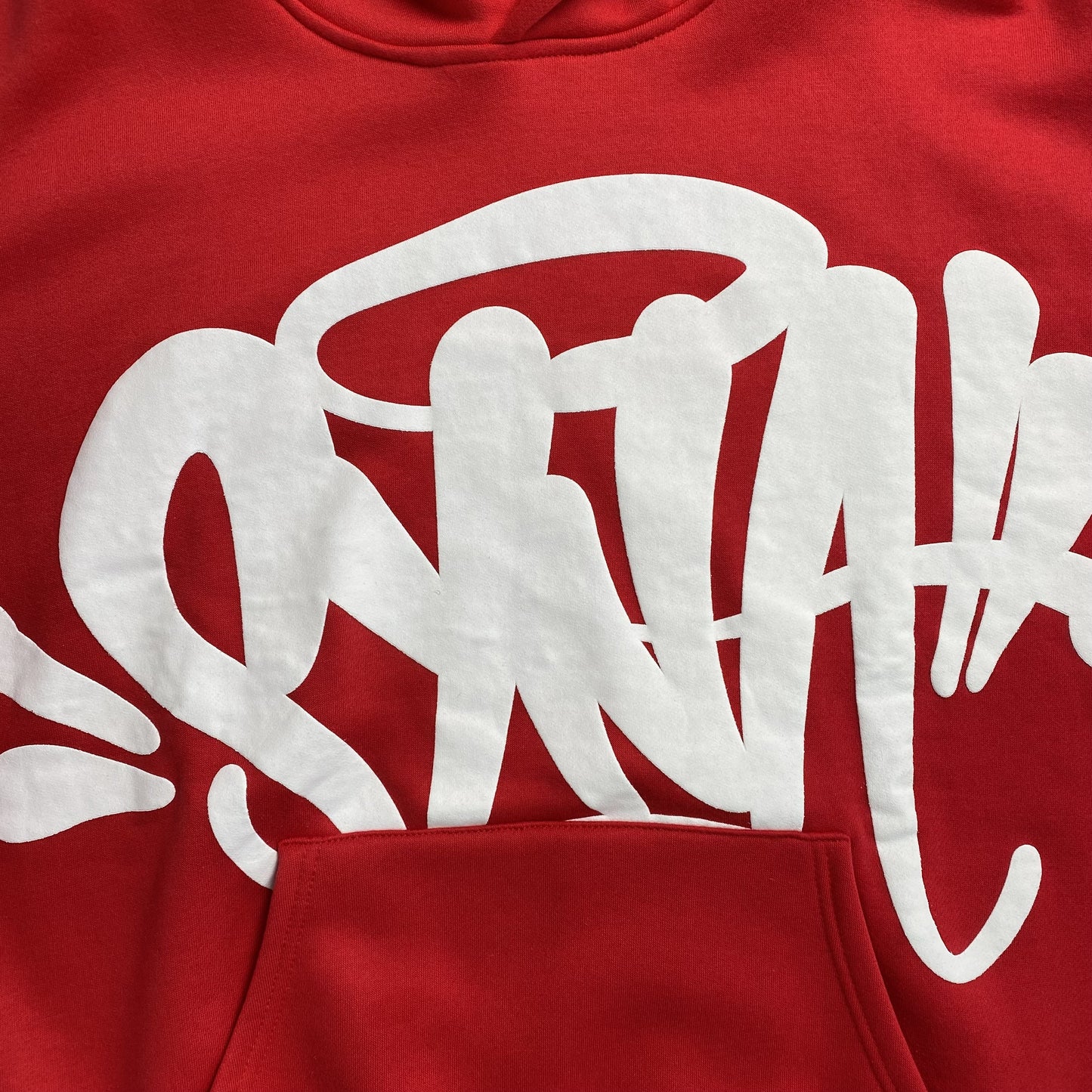 SYNA WORLD HOODIE RED