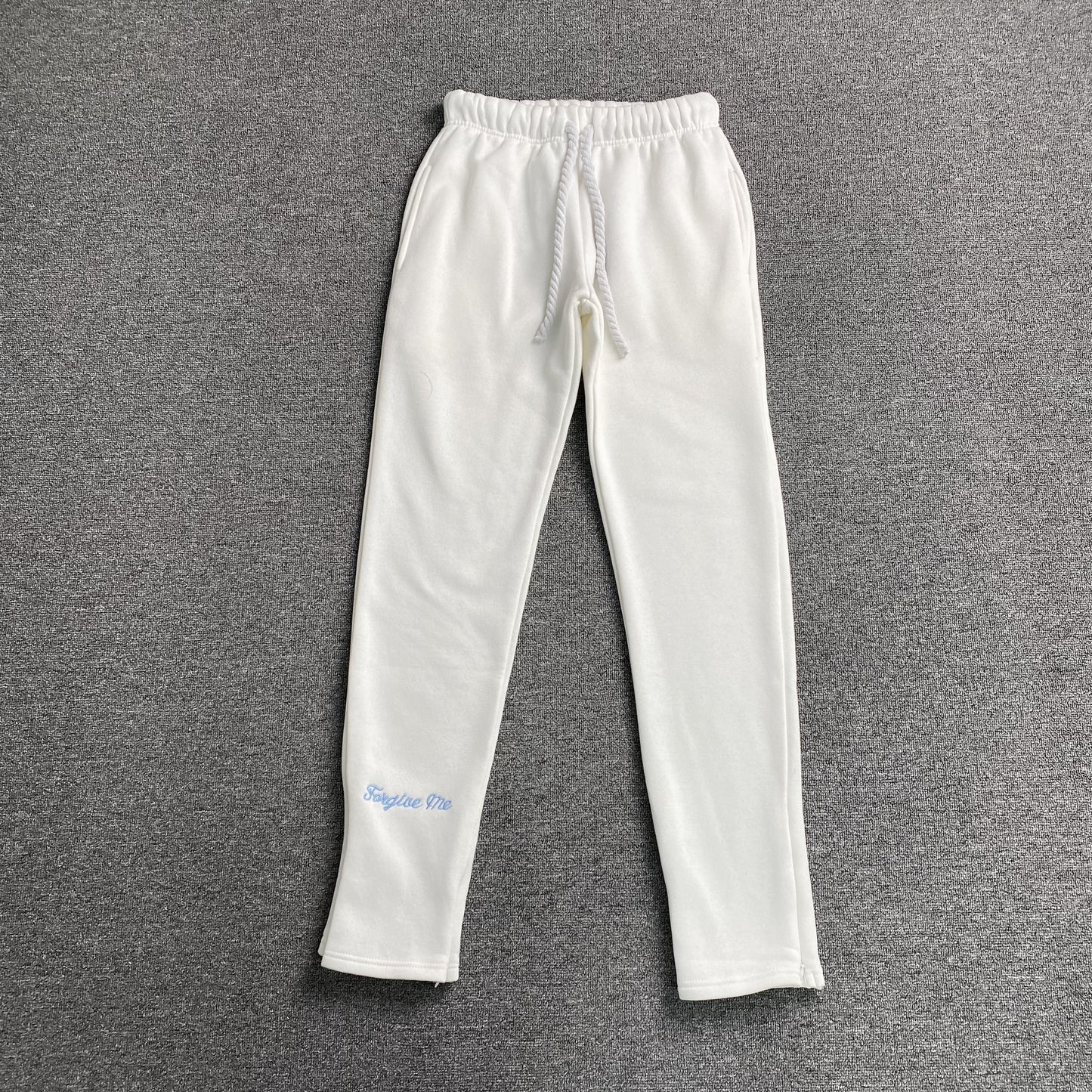 SYNA WORLD SYNA LOGO SWEATPANTS WHITE