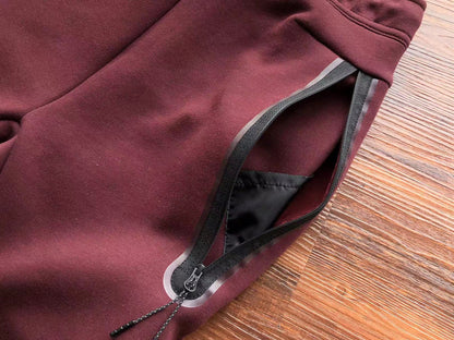 NIKE TECH FLEECE PANTS x BERRY/POMEGRANATE