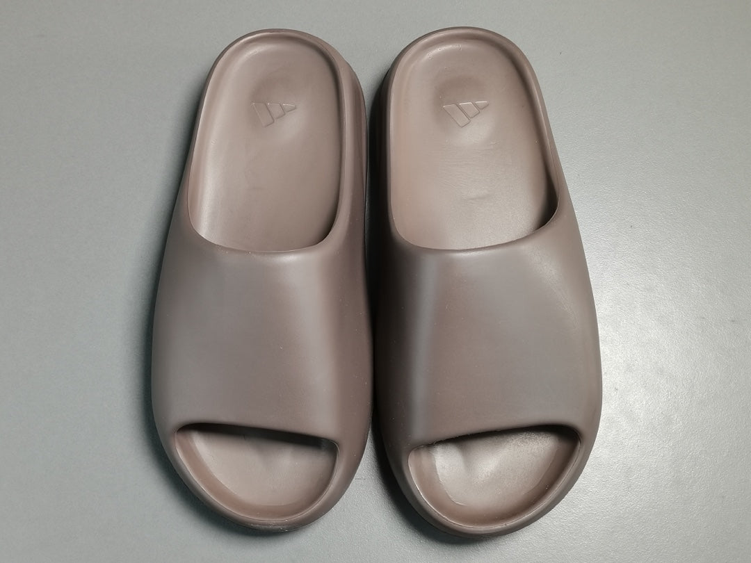 ADIDAS YEEZY SLIDE x SOOT - Prime Reps