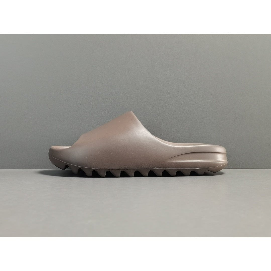 ADIDAS YEEZY SLIDE x SOOT - Prime Reps