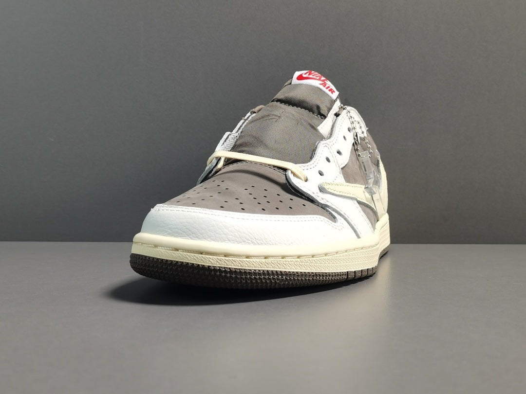 JORDAN 1 LOW x TRAVIS SCOTT REVERSE MOCHA - Prime Reps