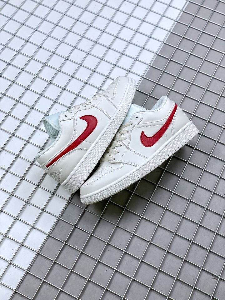 JORDAN 1 LOW x WHITE UNIVERSITY RED - Prime Reps