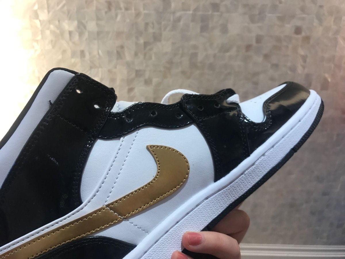 JORDAN 1 MID x PATENT BLACK WHITE GOLD - Prime Reps