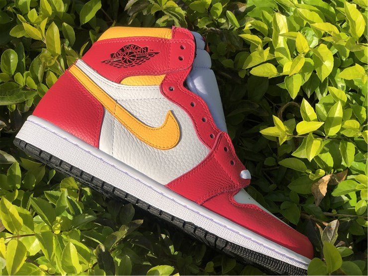 JORDAN 1 RETRO HIGH OG x LIGHT FUSION RED - Prime Reps